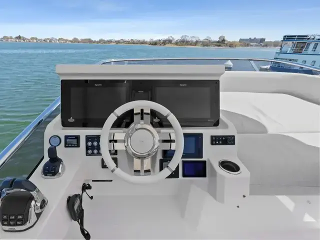 Azimut 50 fly