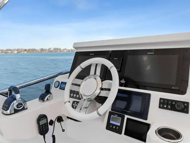 Azimut 50 fly