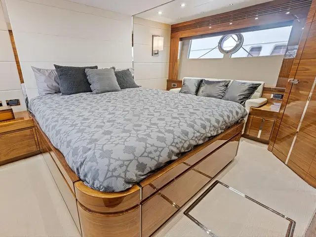 Sunseeker Predator 68