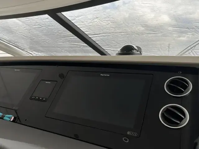 Azimut 50 fly