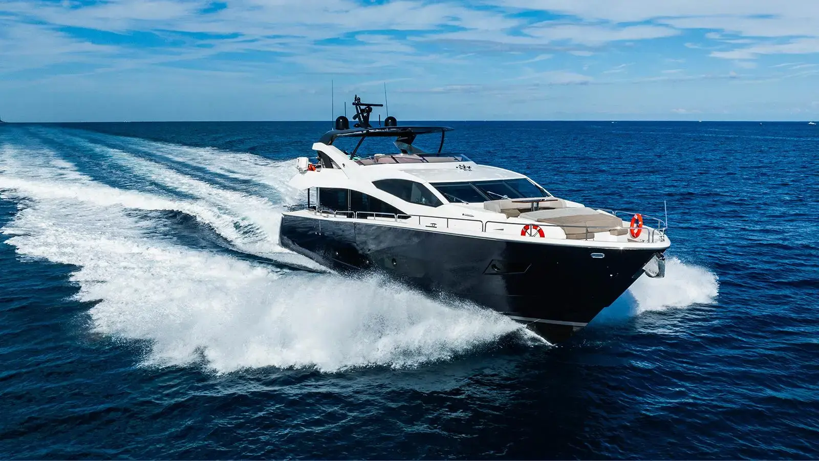 2019 Sunseeker motoryacht