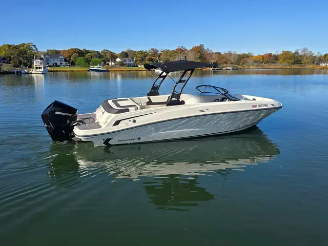 Bayliner VR6 Bowrider