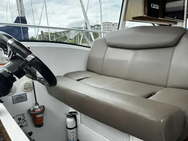 Cruisers Yachts 41 cantius