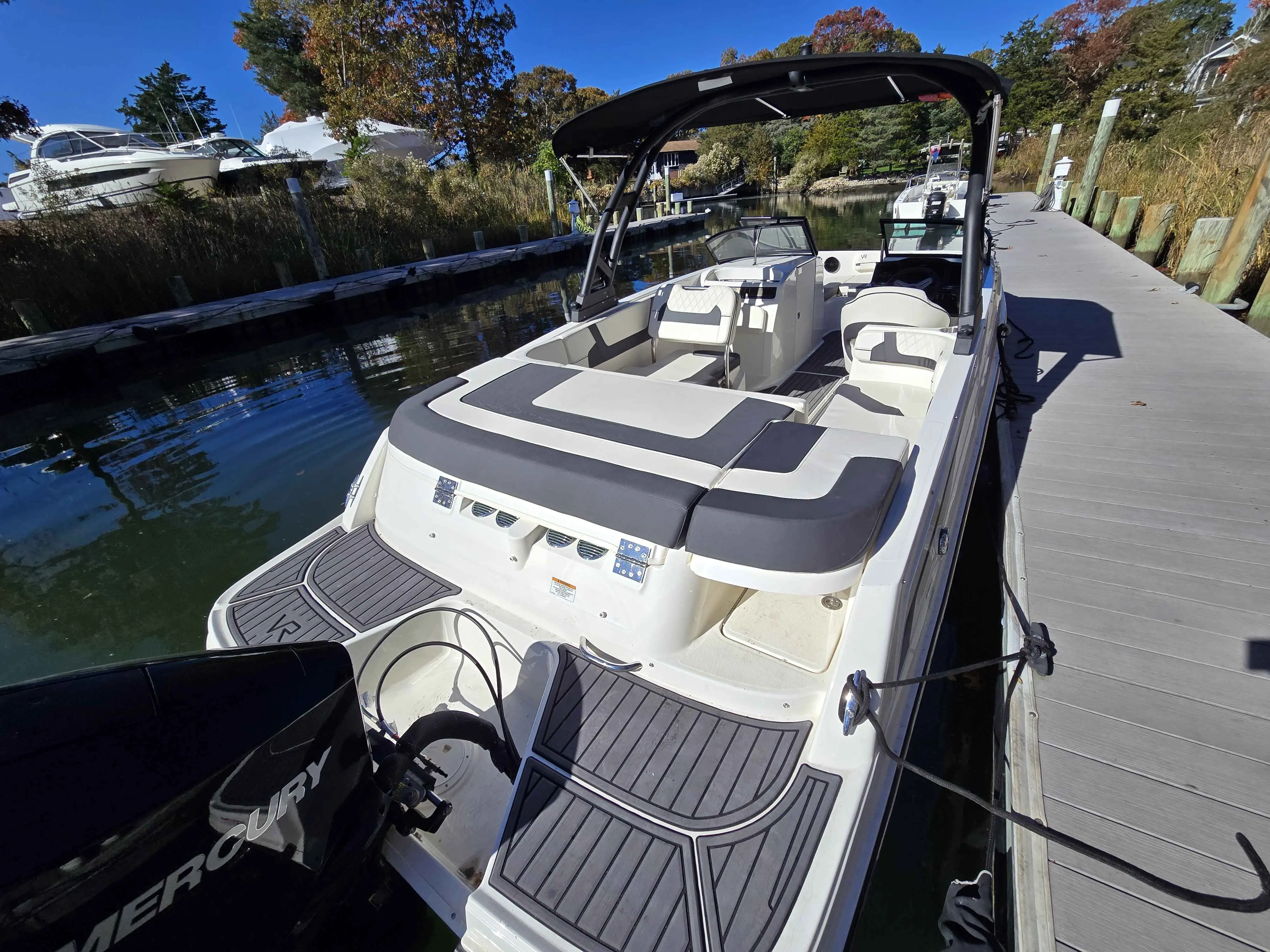 2023 Bayliner vr6 bowrider