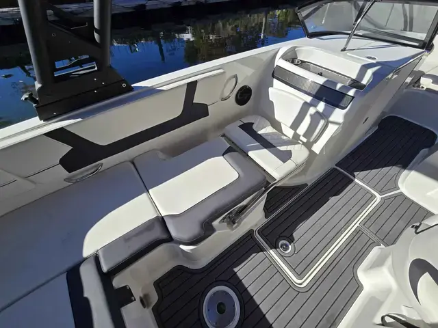 Bayliner VR6 Bowrider