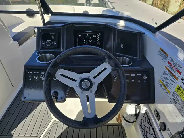 Bayliner VR6 Bowrider