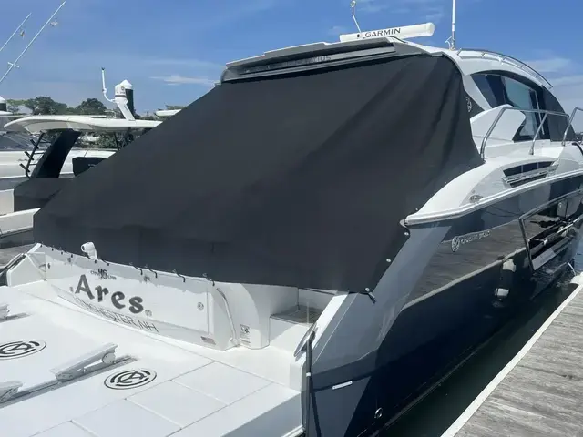 Cruisers Yachts 46 Cantius