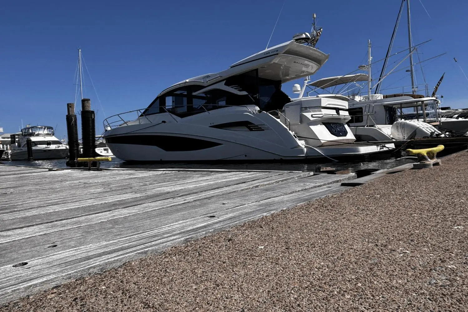 2021 Galeon 425 hts