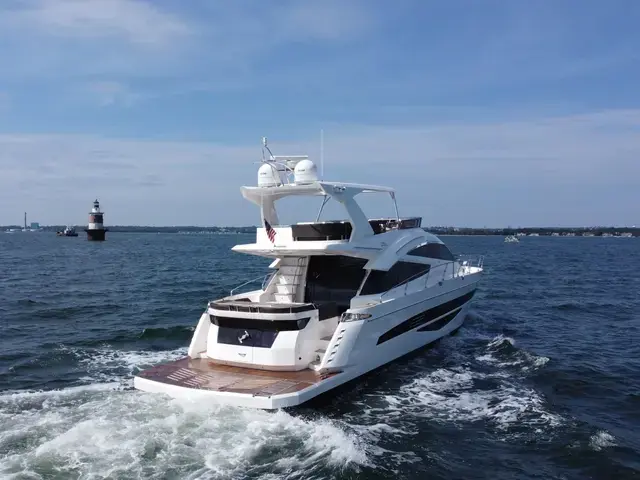 Galeon 660 Fly