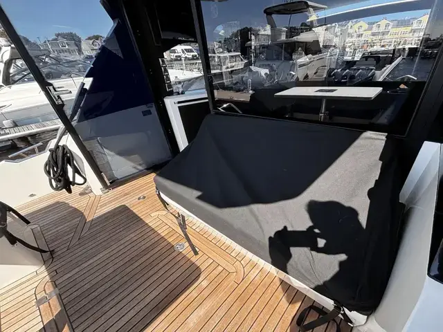 Galeon 425 HTS