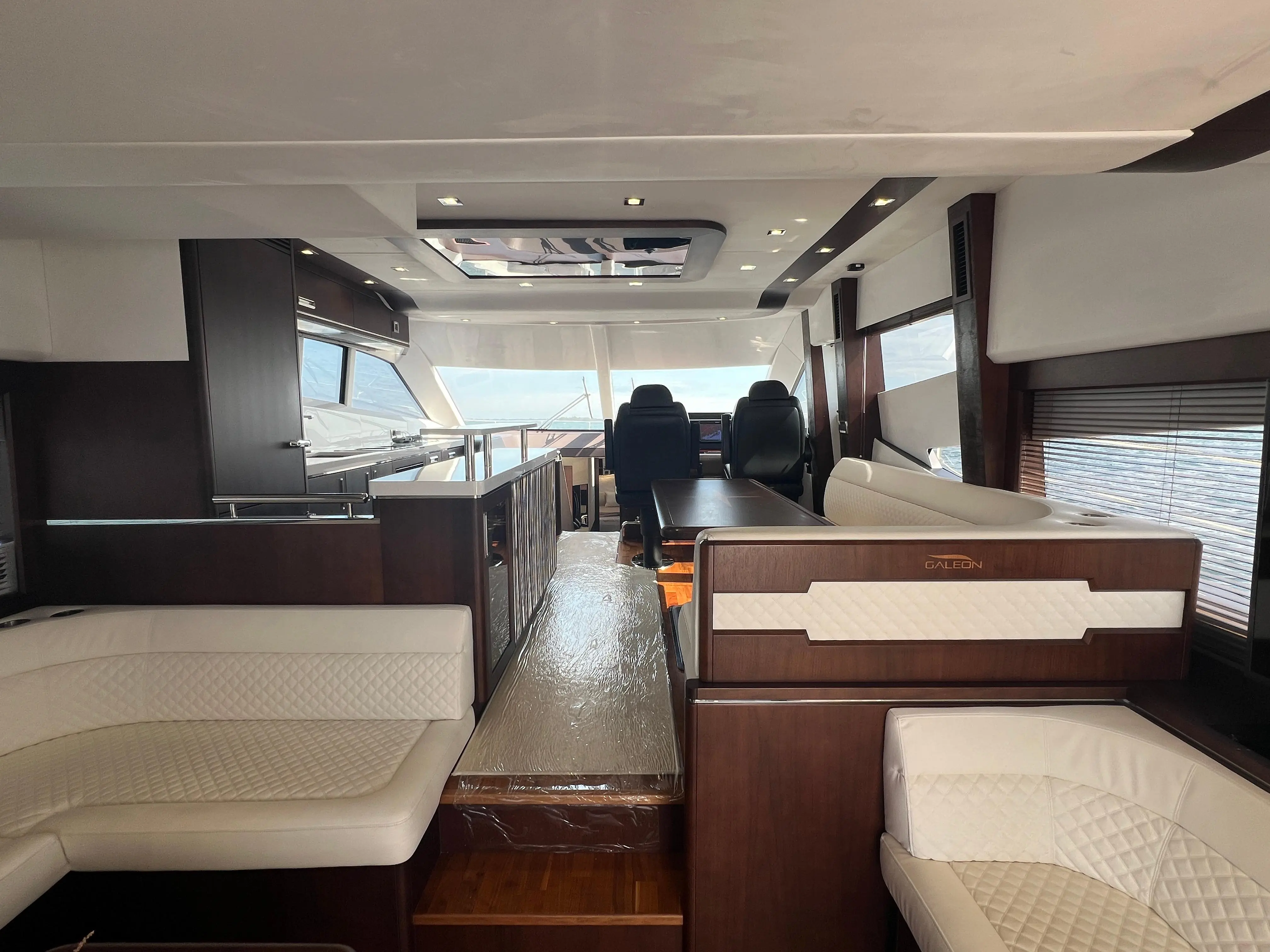 2018 Galeon 660 fly