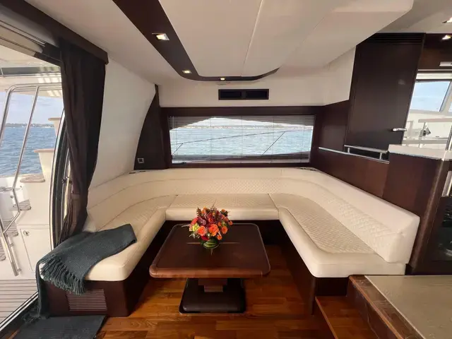 Galeon 660 Fly