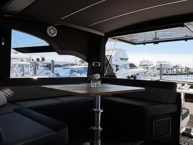 Galeon 425 HTS