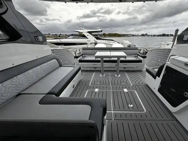 Galeon Gto 375