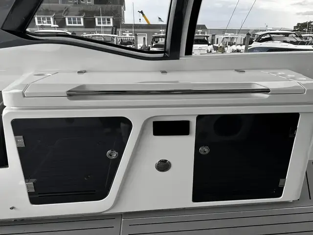 Galeon Gto 375