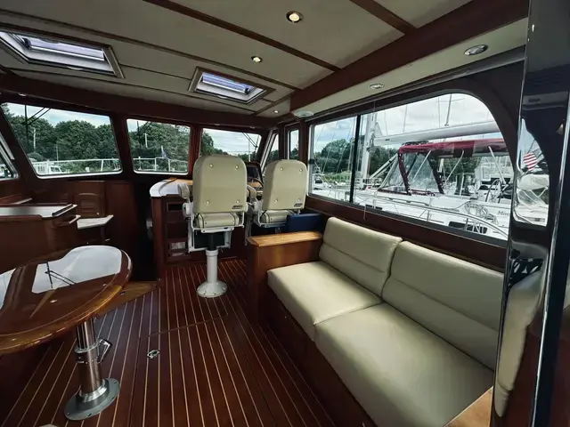 Sabre 42 Salon Express