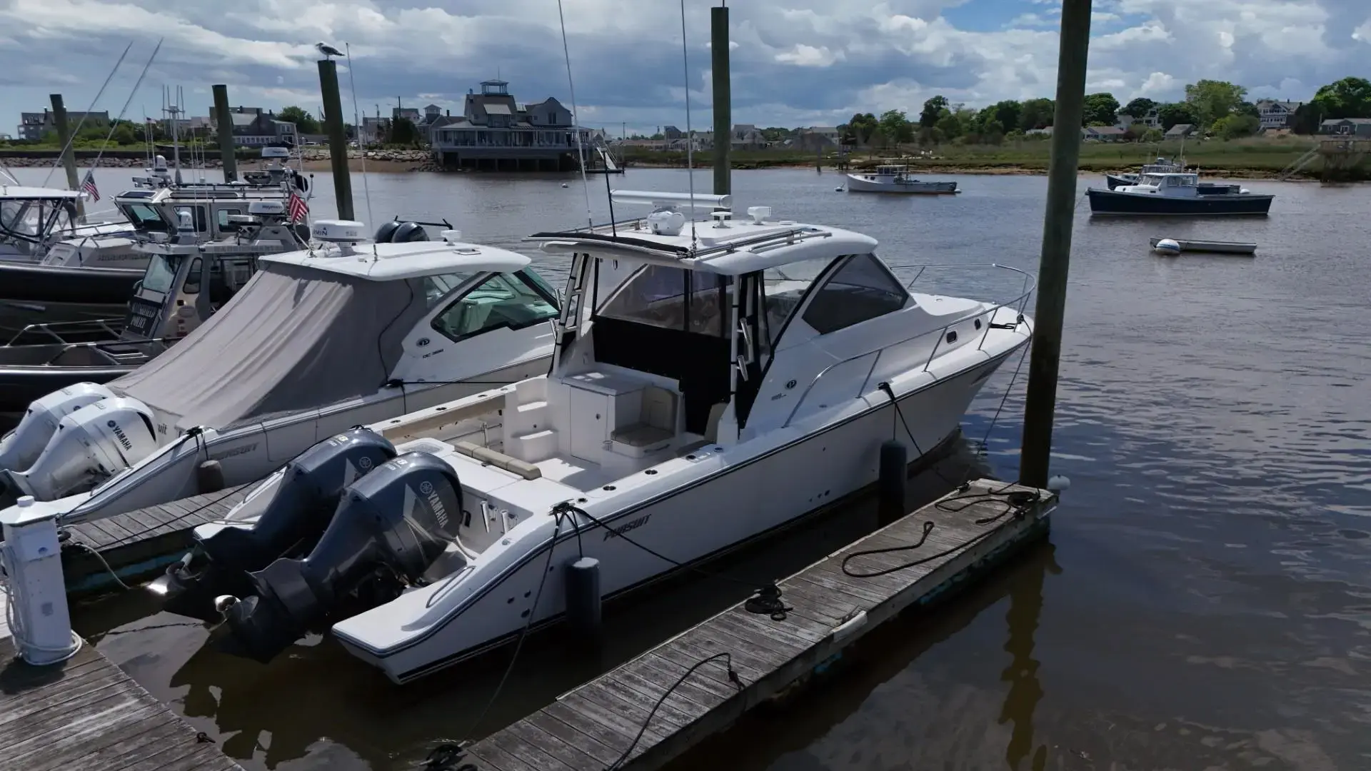 2017 Pursuit os 355 offshore