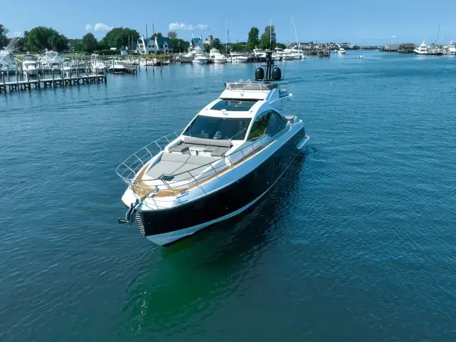 Azimut S7