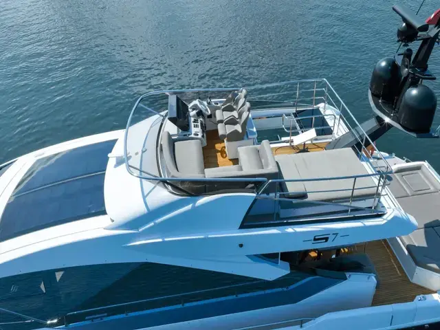 Azimut S7