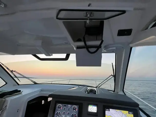 Pursuit OS 355 Offshore