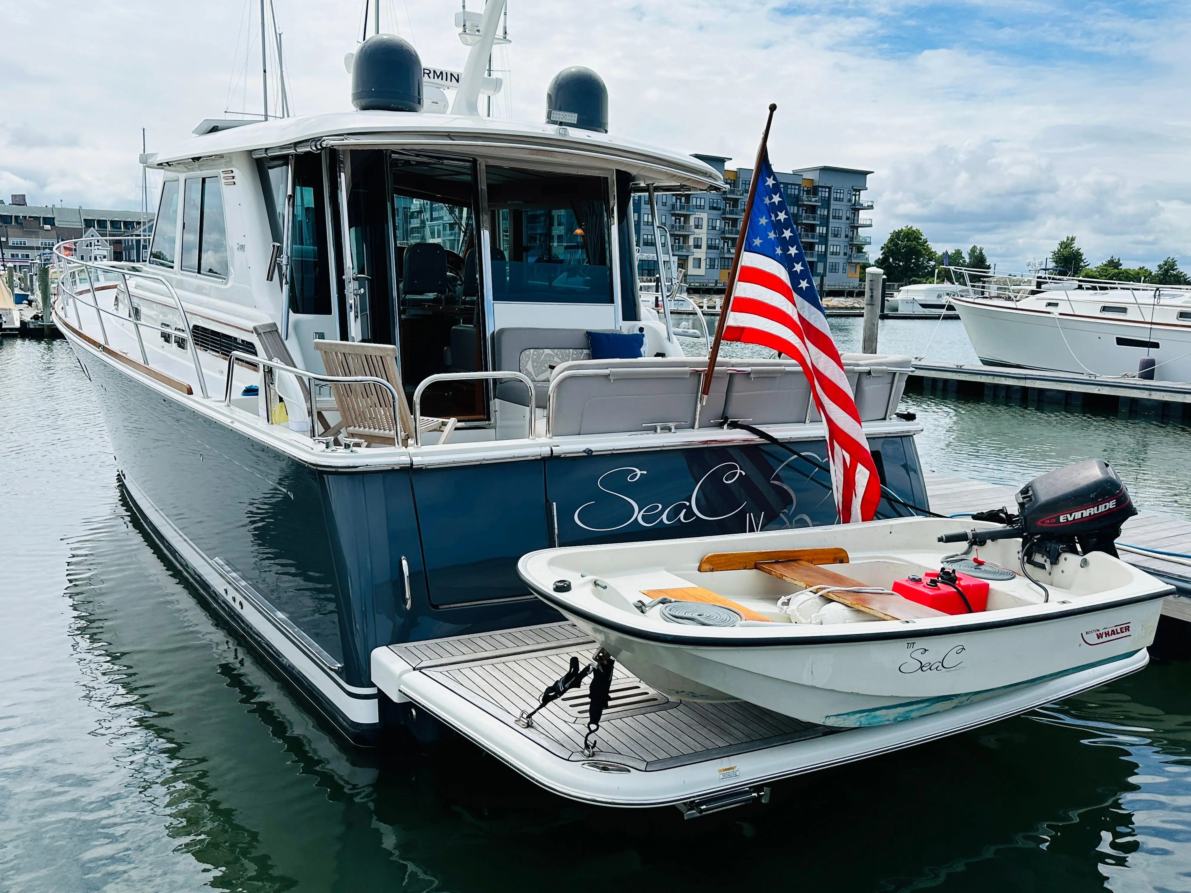 2019 Sabre 48 salon express