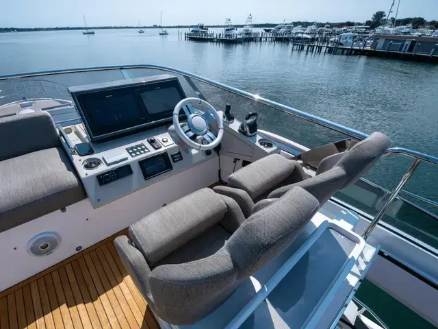 Azimut S7