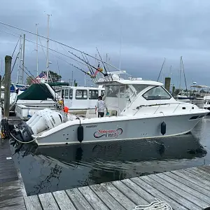 2019 Pursuit 355 Offshore