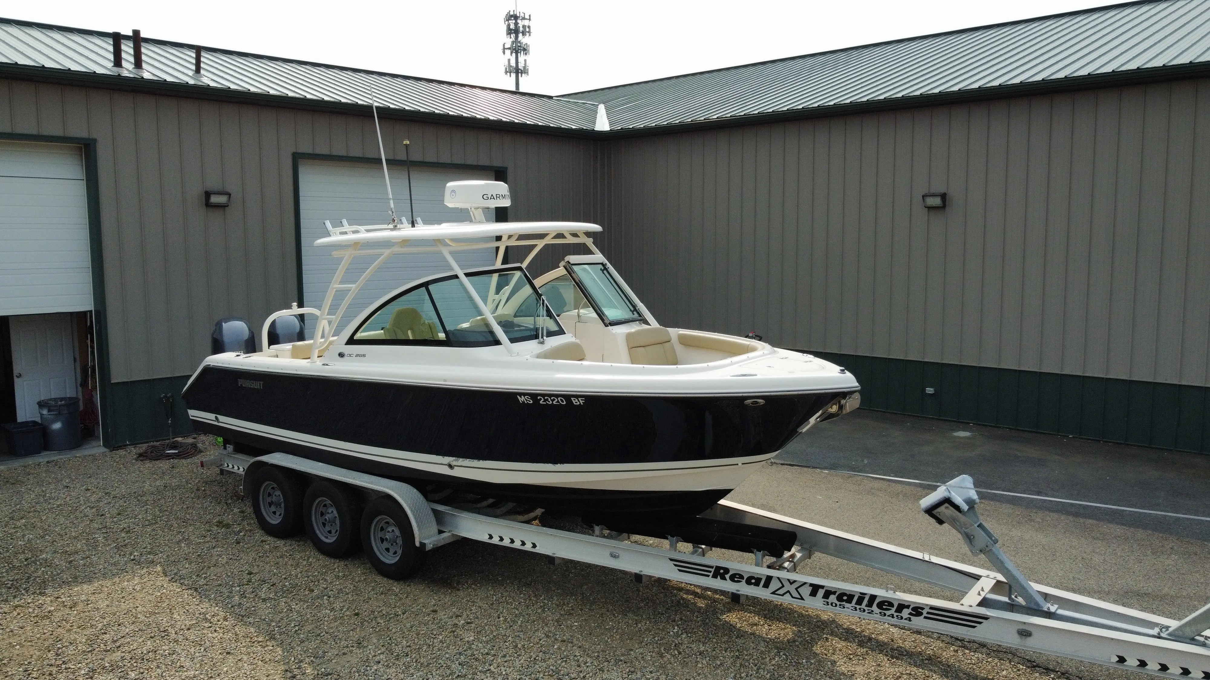 2016 Pursuit 265 dc