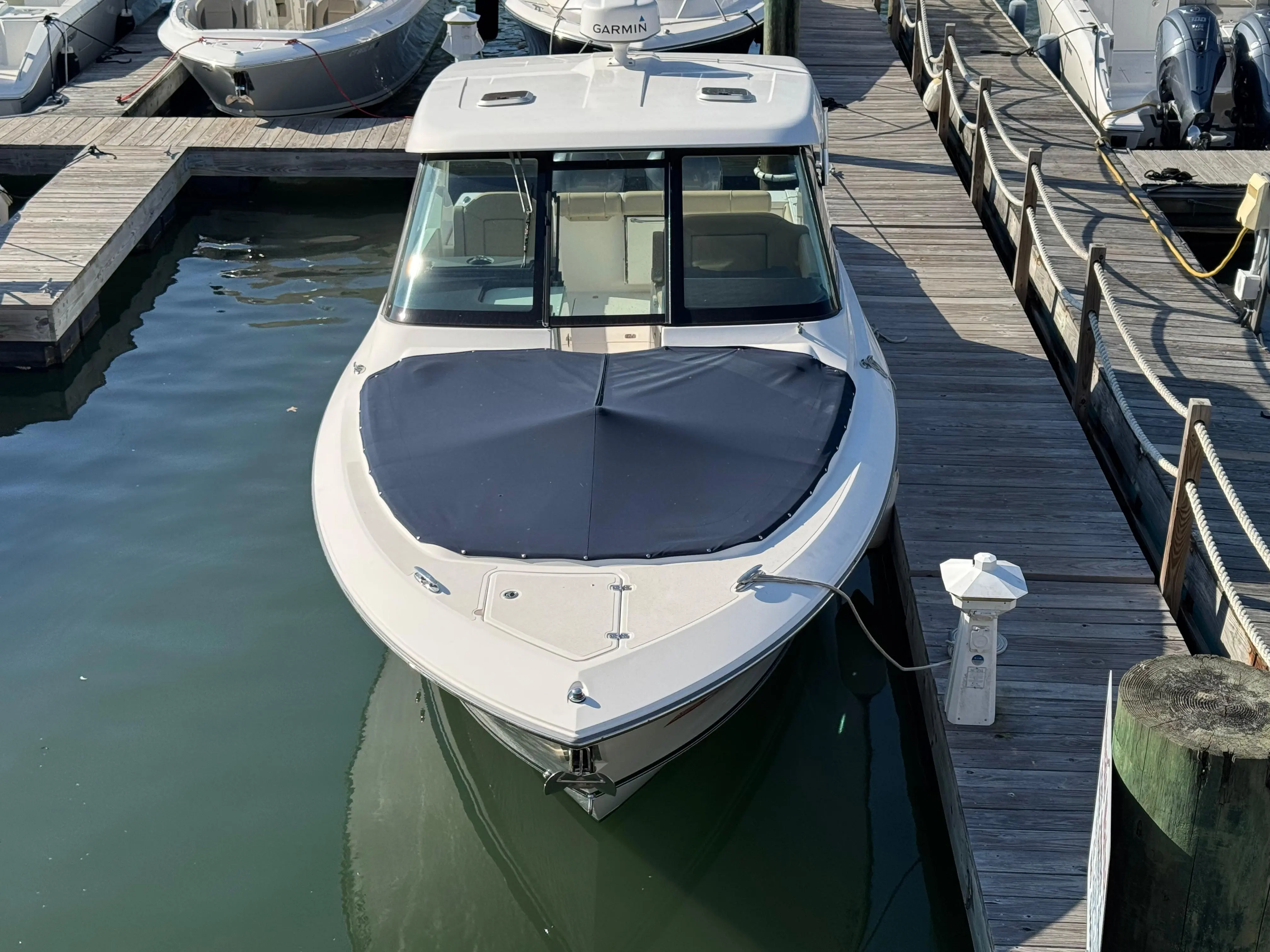 2017 Pursuit 295 dual console