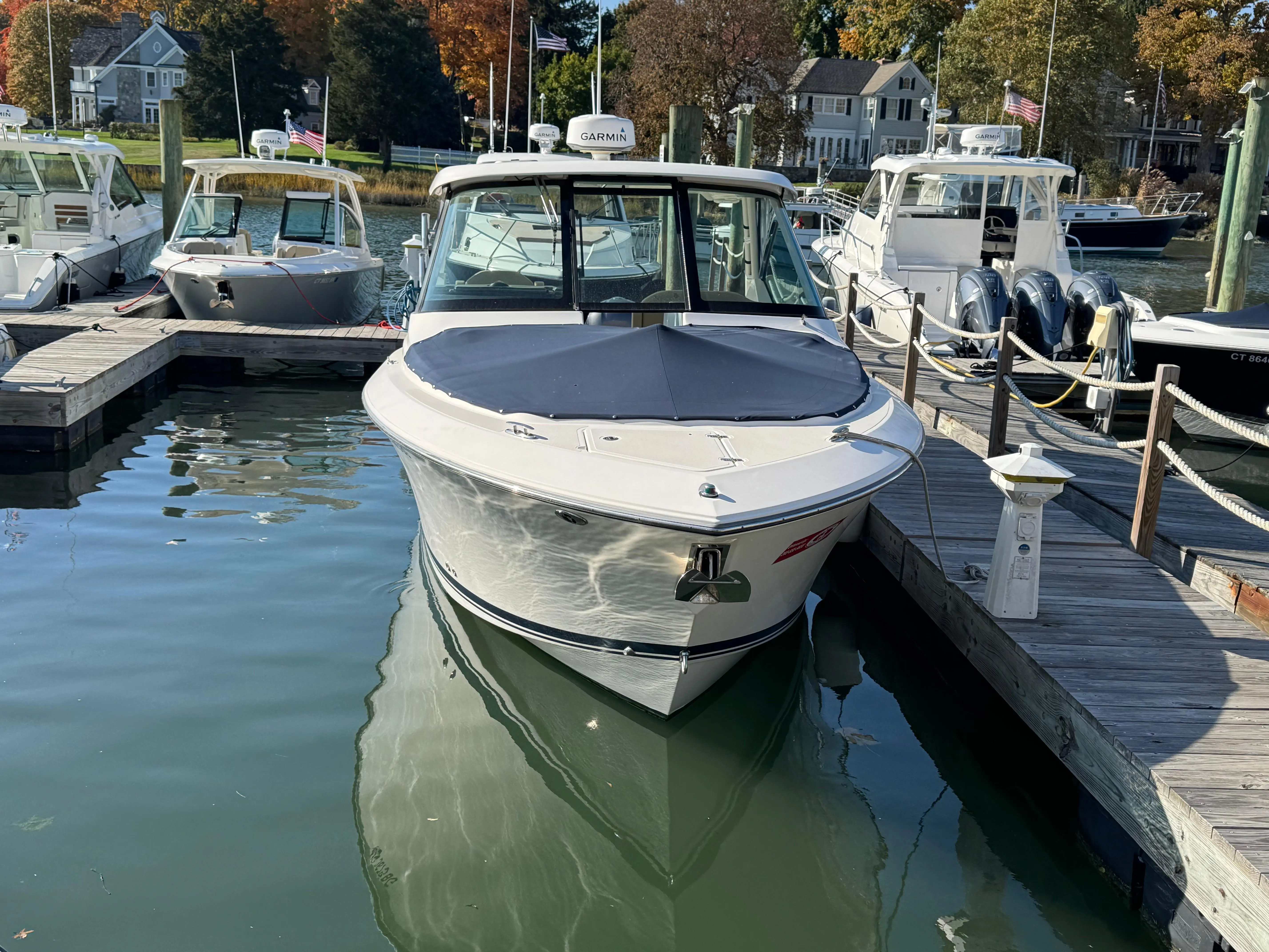 2017 Pursuit 295 dual console