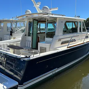 2019 Sabre 42 Salon Express