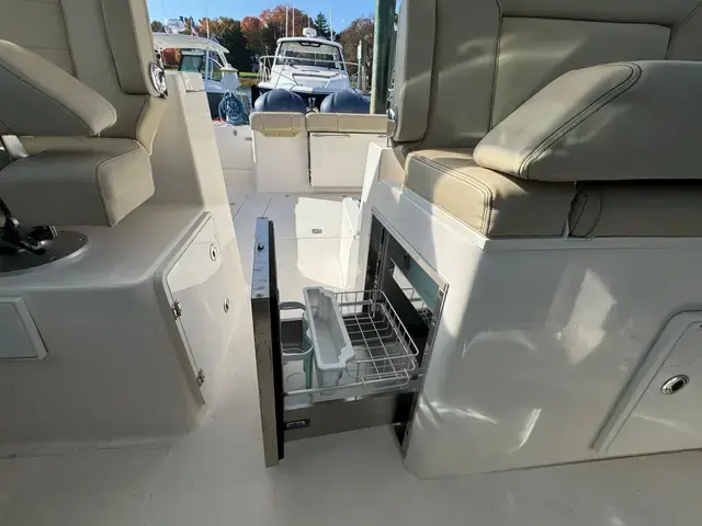 Pursuit DC 295 Dual Console