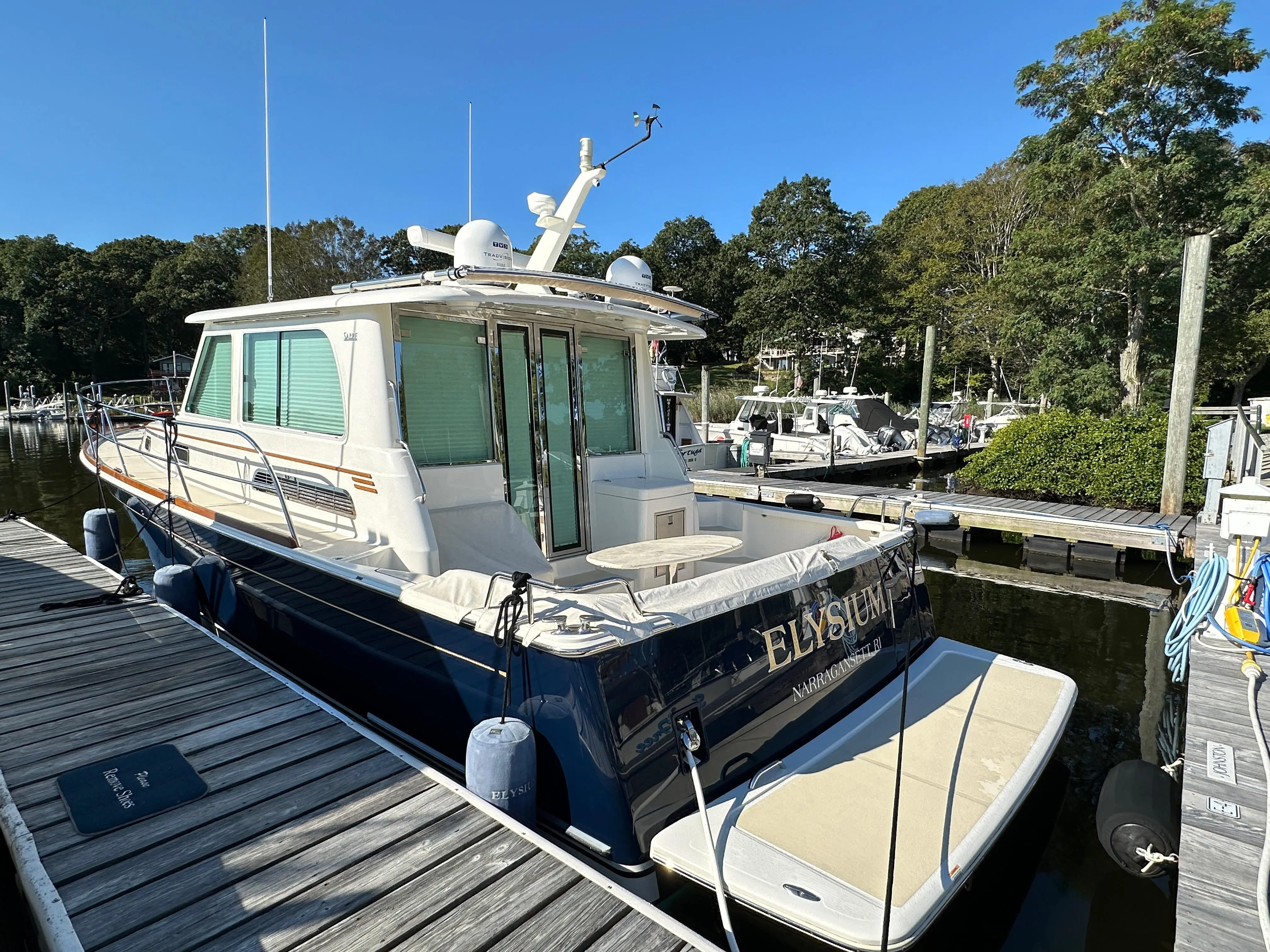 2019 Sabre 42 salon express