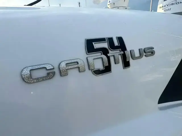 Cruisers Yachts 54 Cantius