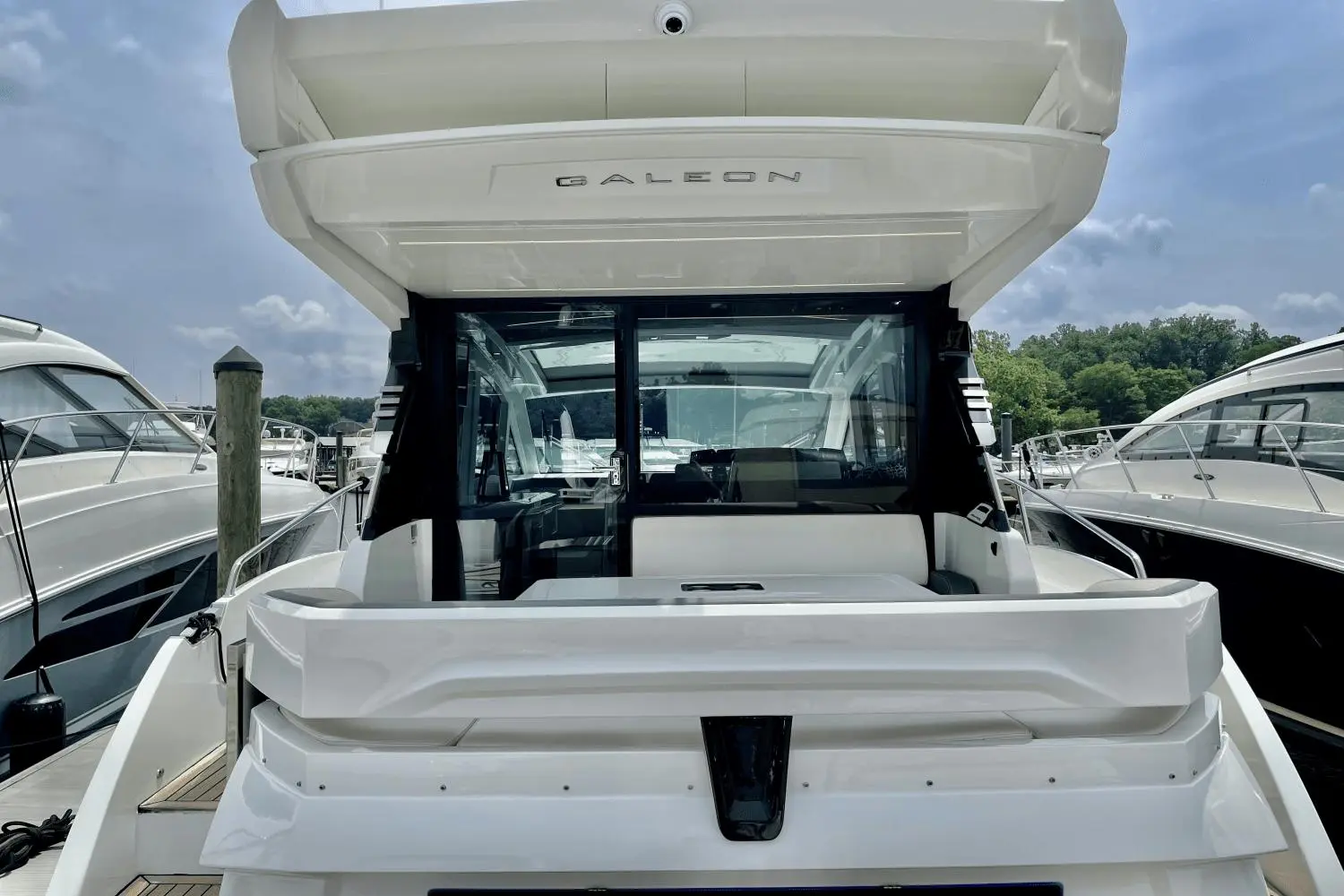 2019 Galeon 425 hts