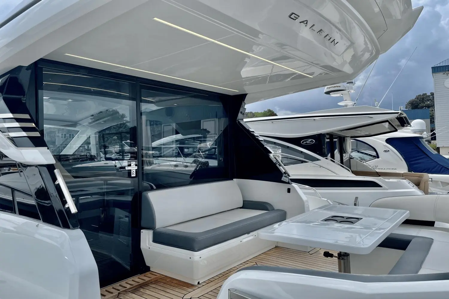 2019 Galeon 425 hts