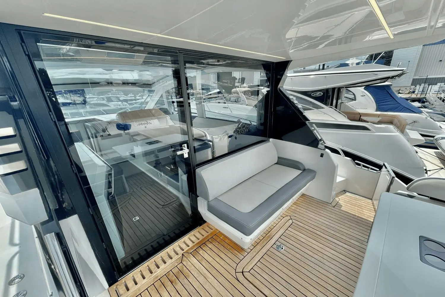 2019 Galeon 425 hts