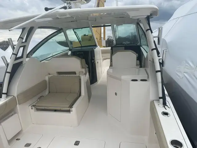 Pursuit DC 295 Dual Console