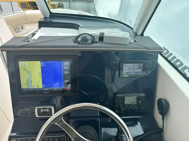 Pursuit DC 295 Dual Console