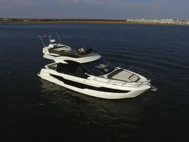 Galeon 400 Fly