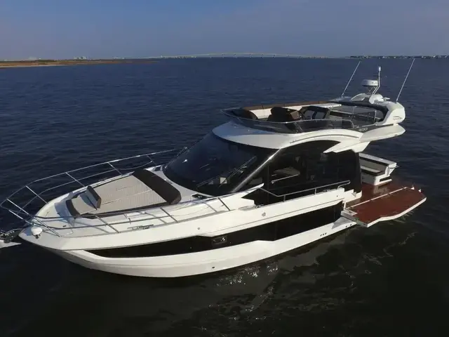 Galeon 400 Fly