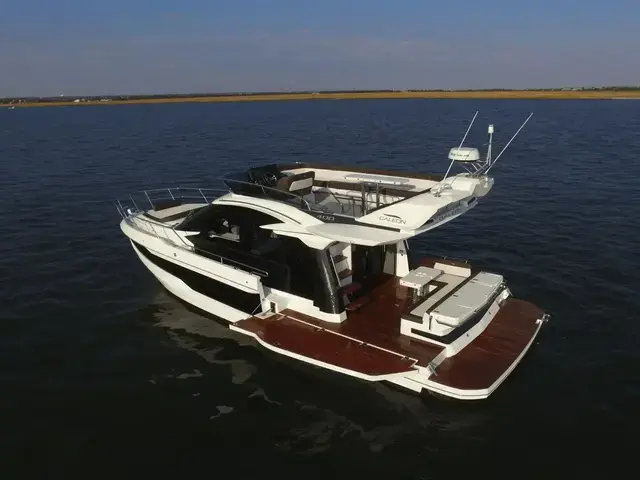 Galeon 400 Fly