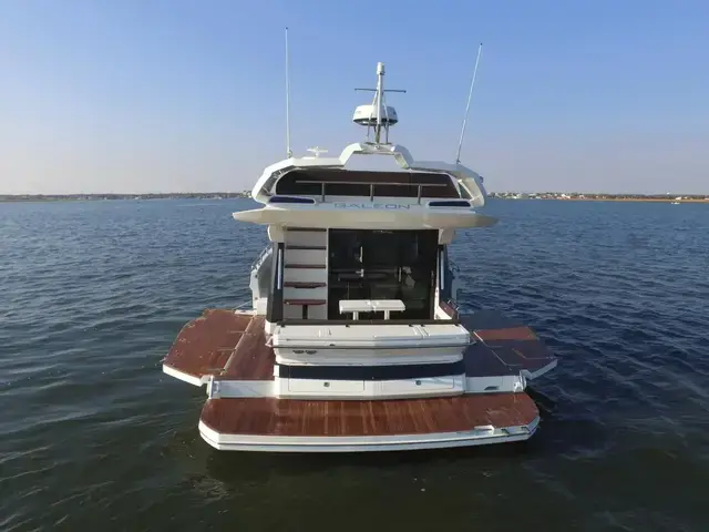 Galeon 400 Fly