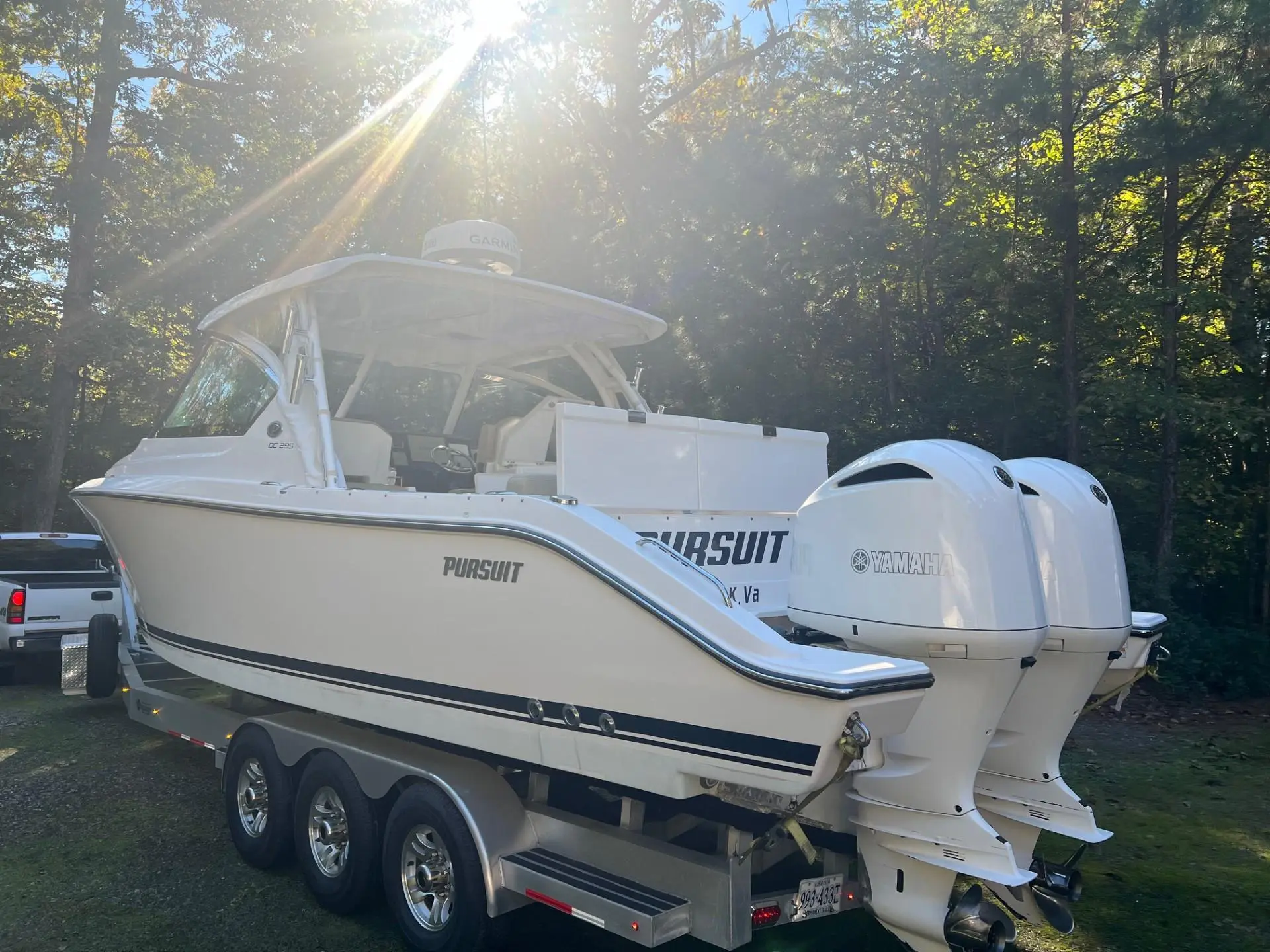 2017 Pursuit 295 dual console