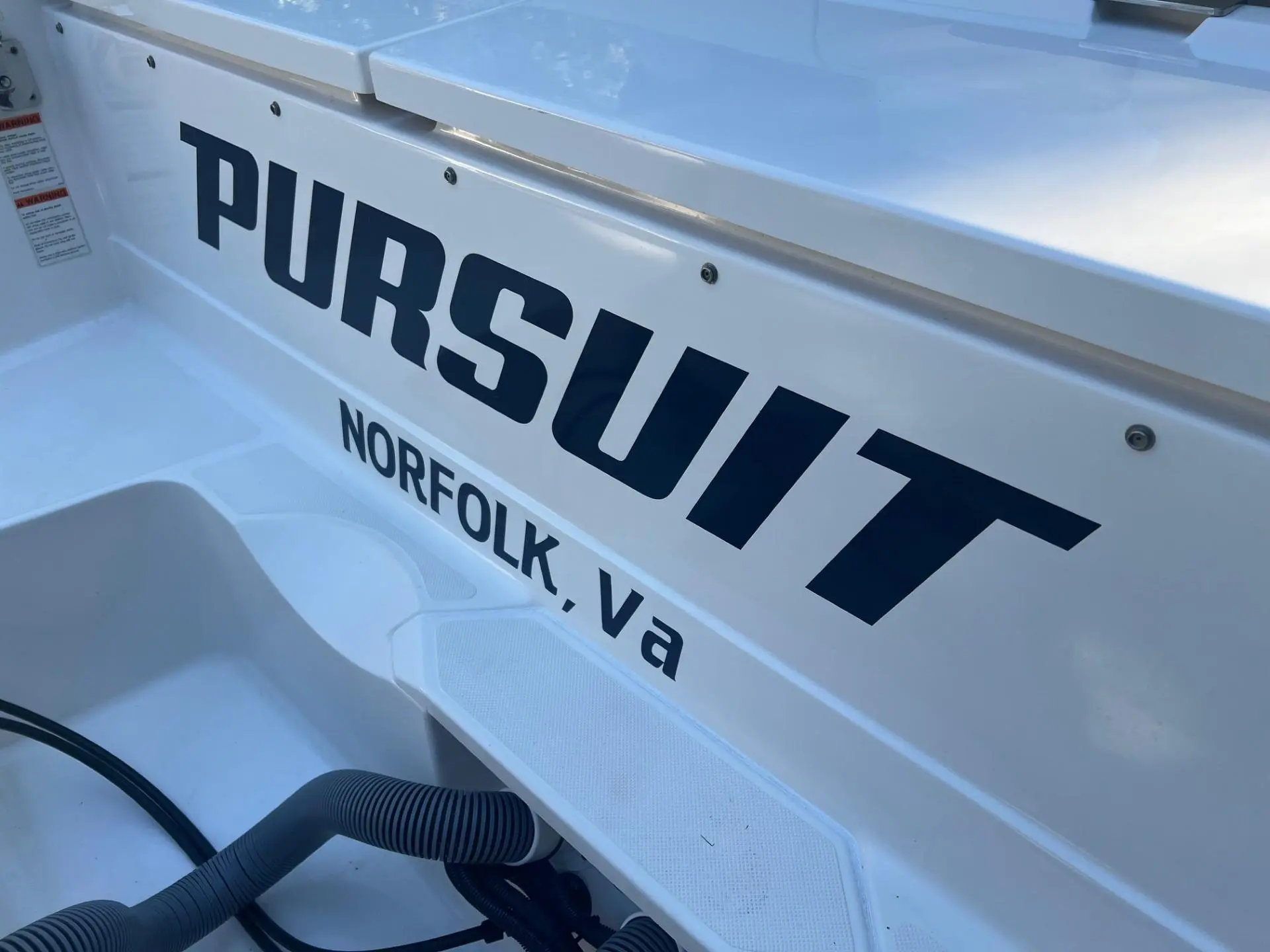 2017 Pursuit 295 dual console