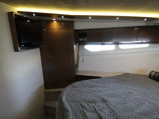 Cruisers Yachts 45 Cantius