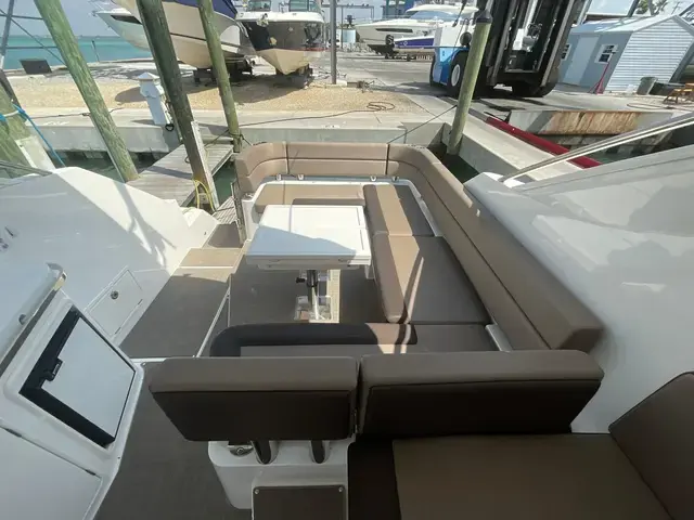 Galeon 385 HTS