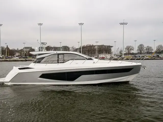 Azimut 51 Atlantis