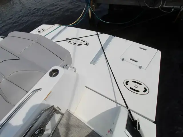 Cruisers Yachts 45 Cantius