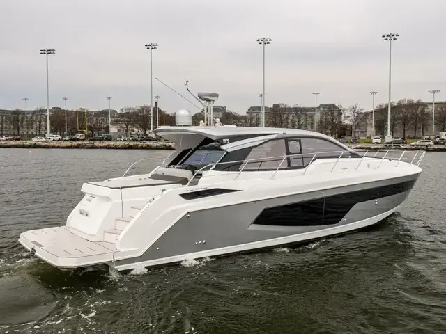 Azimut 51 Atlantis